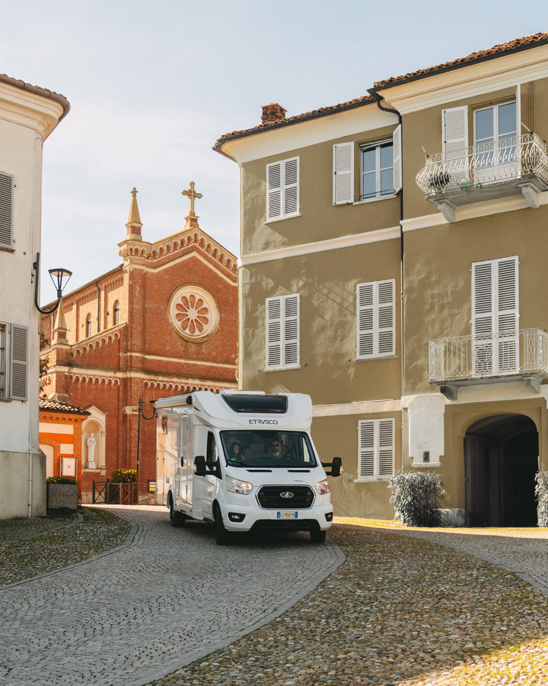 Etrusco T 7.3 QCF - Poluintegrisani kamper: slika 4 Etrusco T 7.3 QCF - Poluintegrisani kamper: slika 4