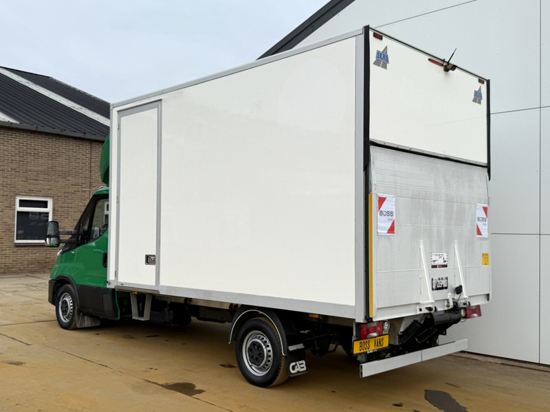 Iveco Daily 35S14 2.3 Laadklep Automaat LED Climate Control Cruise Control Standkachel Camera Koffer Bakwagen Meubelbak - Dostavno vozilo sa zatvorenim sandukom: slika 2 Iveco Daily 35S14 2.3 Laadklep Automaat LED Climate Control Cruise Control Standkachel Camera Koffer Bakwagen Meubelbak - Dostavno vozilo sa zatvorenim sandukom: slika 2