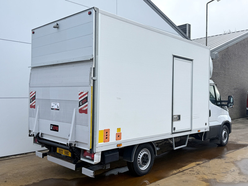 Iveco Daily 35S16 2.3 Automaat Laadklep LED Climate Control Cruise Control Standkachel Camera Navigatie Koffer Bakwagen Meubelbak - Dostavno vozilo sa zatvorenim sandukom: slika 3 Iveco Daily 35S16 2.3 Automaat Laadklep LED Climate Control Cruise Control Standkachel Camera Navigatie Koffer Bakwagen Meubelbak - Dostavno vozilo sa zatvorenim sandukom: slika 3