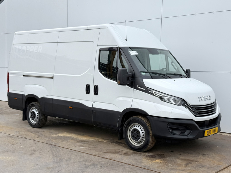 Iveco Daily 35S16 2.3 Laadklep Automaat LED Climate Control Cruise Control Camera Navigatie - Furgon: slika 4 Iveco Daily 35S16 2.3 Laadklep Automaat LED Climate Control Cruise Control Camera Navigatie - Furgon: slika 4