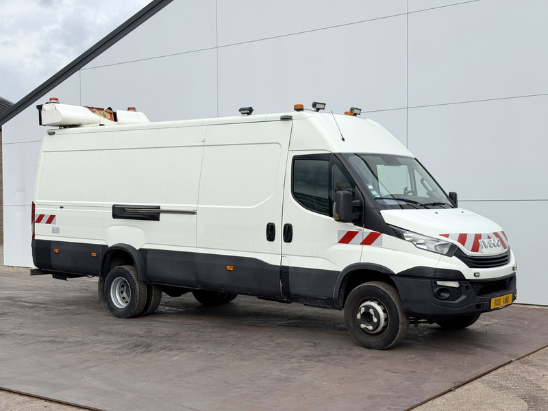 Iveco Daily 70C18 **ENGINE BROKEN** 3.0L L4H2 Dubbellucht Airco Cruise Control Dubbele Schuifdeuren Trekhaak Tachograaf - Furgon: slika 4 Iveco Daily 70C18 **ENGINE BROKEN** 3.0L L4H2 Dubbellucht Airco Cruise Control Dubbele Schuifdeuren Trekhaak Tachograaf - Furgon: slika 4