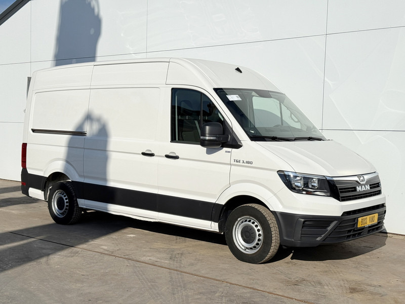 MAN TGE 3.180 2.0 TDI Laadklep Automaat L3H3 Airco Adaptieve Cruise Control Carplay Stoelverwarming - Furgon: slika 4 MAN TGE 3.180 2.0 TDI Laadklep Automaat L3H3 Airco Adaptieve Cruise Control Carplay Stoelverwarming - Furgon: slika 4
