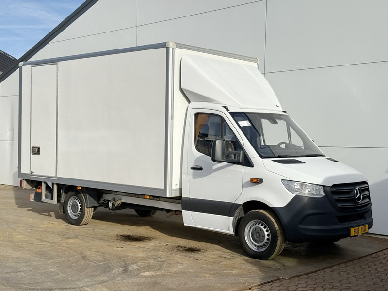 Mercedes-Benz Sprinter 314 2.2 CDI Laadklep Automaat Climate Control Koffer Bakwagen Meubelbak - Dostavno vozilo sa zatvorenim sandukom: slika 4 Mercedes-Benz Sprinter 314 2.2 CDI Laadklep Automaat Climate Control Koffer Bakwagen Meubelbak - Dostavno vozilo sa zatvorenim sandukom: slika 4