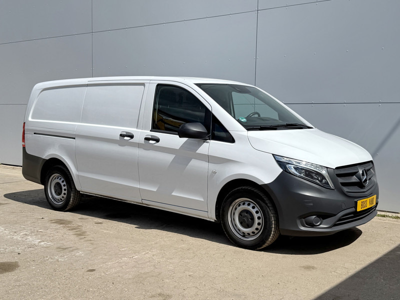 Mercedes-Benz Vito 116 CDI L2H1 Lang Automaat Airco Cruise Control Led Camera Omvormer Stoelverwarming - Mali kombi: slika 4 Mercedes-Benz Vito 116 CDI L2H1 Lang Automaat Airco Cruise Control Led Camera Omvormer Stoelverwarming - Mali kombi: slika 4
