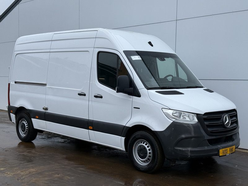 Mercedes-Benz eSprinter 312 ALL-IN PRIJS L2H2 55kWh 168km WLTP 80kw Snelladen Climate Control Stoelverwarming - Furgon, Električno dostavno vozilo: slika 4 Mercedes-Benz eSprinter 312 ALL-IN PRIJS L2H2 55kWh 168km WLTP 80kw Snelladen Climate Control Stoelverwarming - Furgon, Električno dostavno vozilo: slika 4