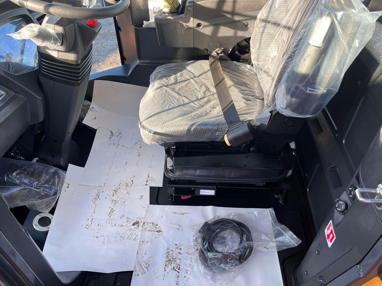 Utovarivač točkaš Hyundai HL960AHDXT: slika 11 Utovarivač točkaš Hyundai HL960AHDXT: slika 11