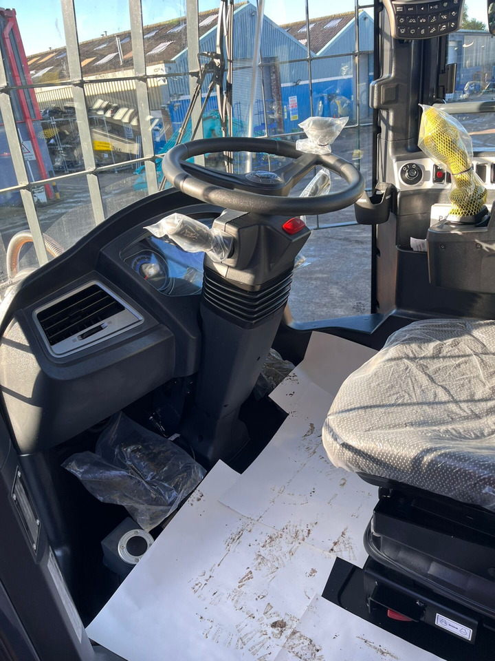 Utovarivač točkaš Hyundai HL960AHDXT: slika 12 Utovarivač točkaš Hyundai HL960AHDXT: slika 12