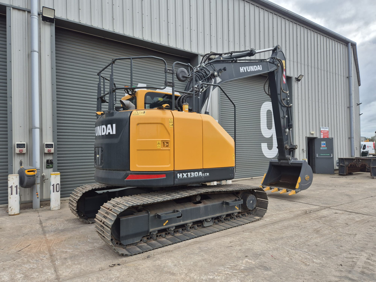 Hyundai HX130ALCR - Bager guseničar: slika 5 Hyundai HX130ALCR - Bager guseničar: slika 5