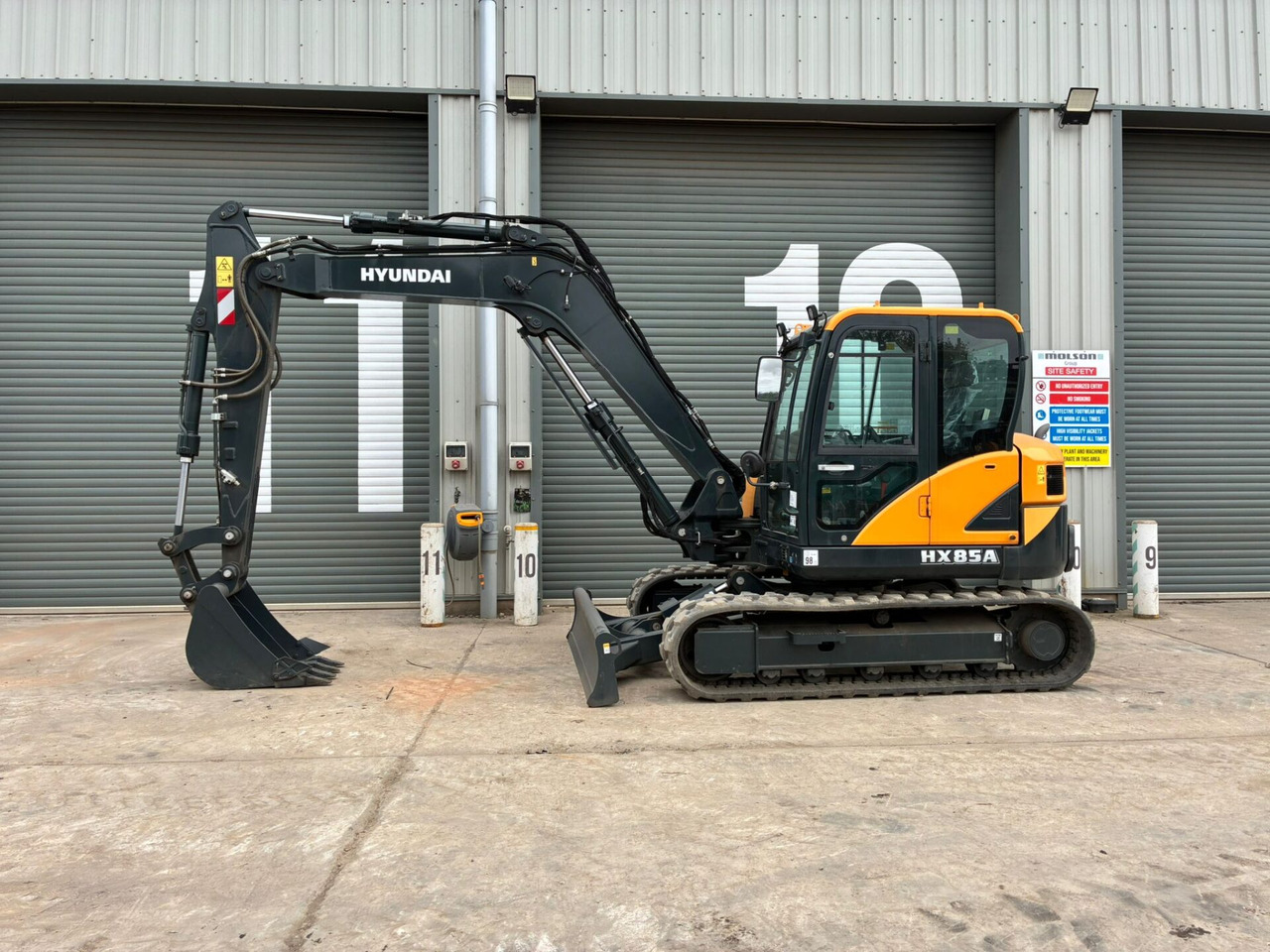Hyundai HX85A - Mini bager: slika 2 Hyundai HX85A - Mini bager: slika 2