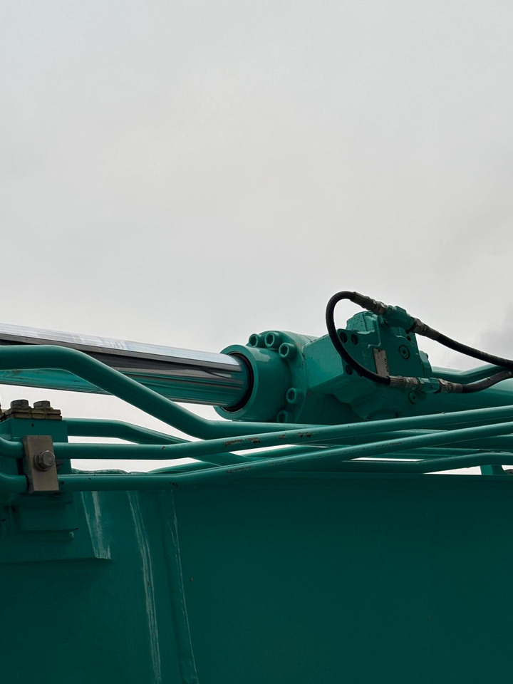 Bager guseničar Kobelco SK140SRLC-7: slika 13