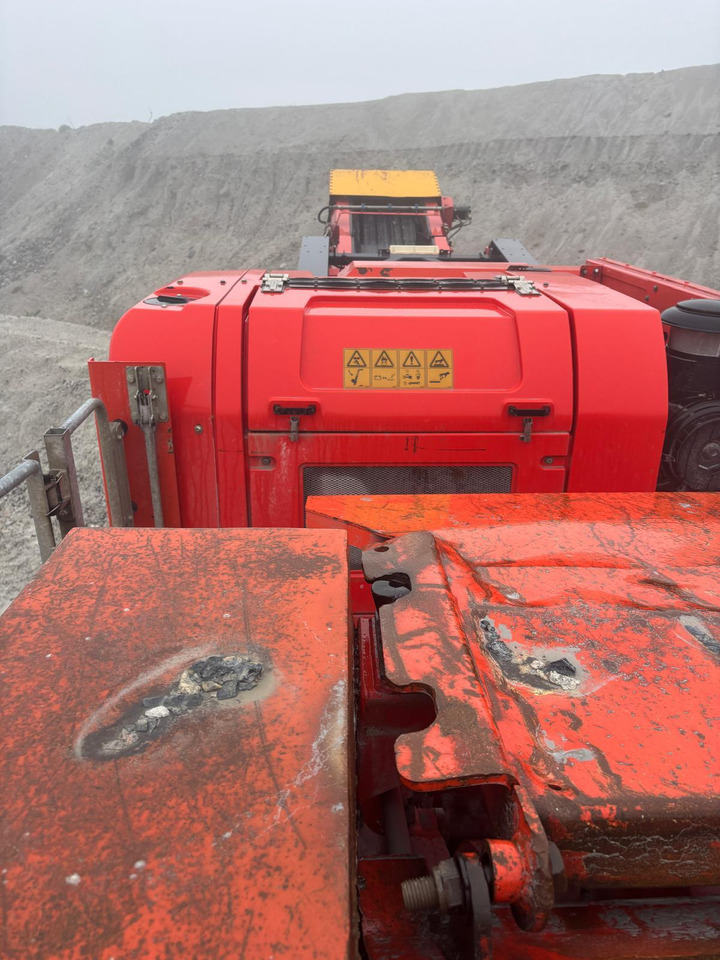 Drobilica Terex Finlay J-1175: slika 15 Drobilica Terex Finlay J-1175: slika 15