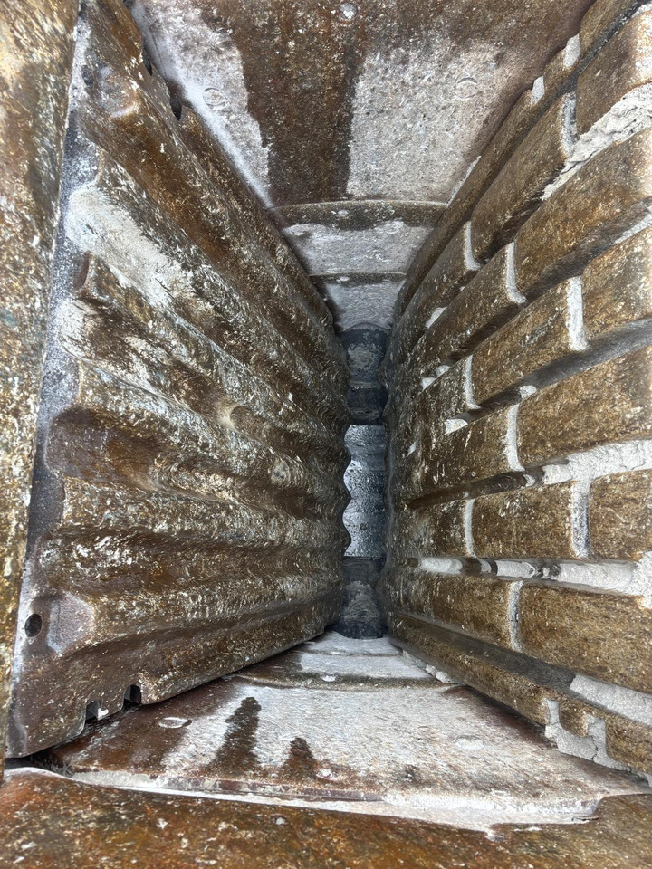 Drobilica Terex Finlay J-1175: slika 13 Drobilica Terex Finlay J-1175: slika 13