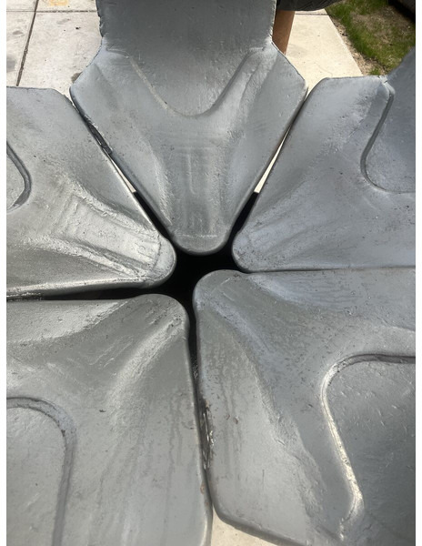 Liebherr Liebherr Poliep Grijper Greifer Poliepgrijper polyp grapple GM - Kuka za Građevinska mašina: slika 4 Liebherr Liebherr Poliep Grijper Greifer Poliepgrijper polyp grapple GM - Kuka za Građevinska mašina: slika 4