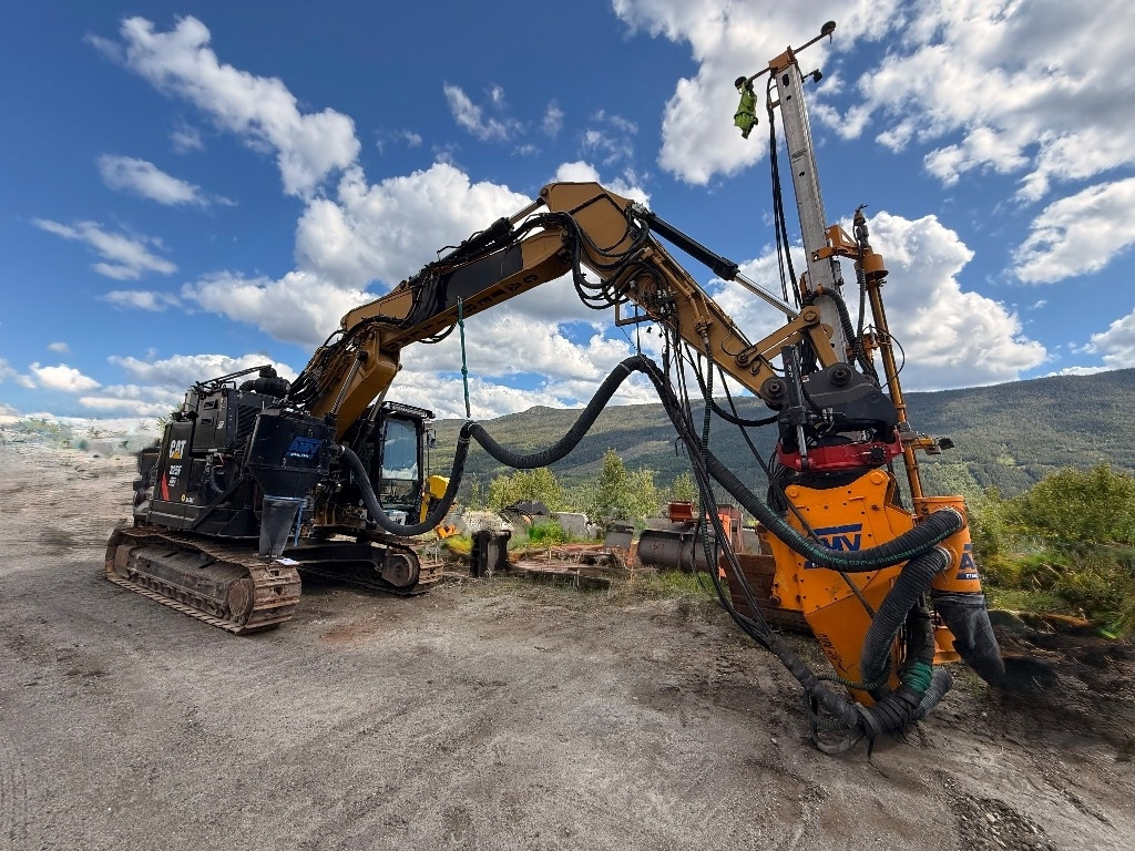 CAT 325 FL CR  - Bager: slika 3 CAT 325 FL CR  - Bager: slika 3