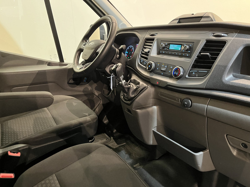 Ford Transit 2.0 TDCI L4 Trend RWD 130 PK Bakwagen / Sörensen Laadklep / Meubelbak / Euro 6 / Airco / Cruise Control / 3-Zits / 41.500 KM !! / BPM VRIJ !! - Dostavno vozilo sa zatvorenim sandukom: slika 3 Ford Transit 2.0 TDCI L4 Trend RWD 130 PK Bakwagen / Sörensen Laadklep / Meubelbak / Euro 6 / Airco / Cruise Control / 3-Zits / 41.500 KM !! / BPM VRIJ !! - Dostavno vozilo sa zatvorenim sandukom: slika 3