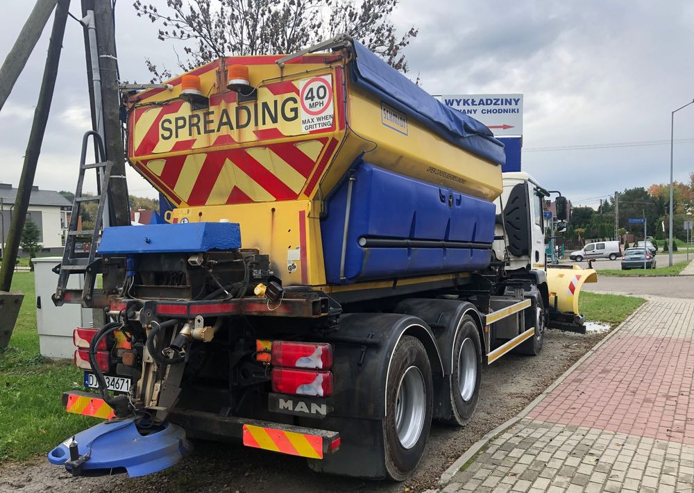 Lizing  MAN TGM 26.290 piaskarka solarka schmidt 6x4 euro6 MAN TGM 26.290 piaskarka solarka schmidt 6x4 euro6: slika 7 Lizing  MAN TGM 26.290 piaskarka solarka schmidt 6x4 euro6 MAN TGM 26.290 piaskarka solarka schmidt 6x4 euro6: slika 7