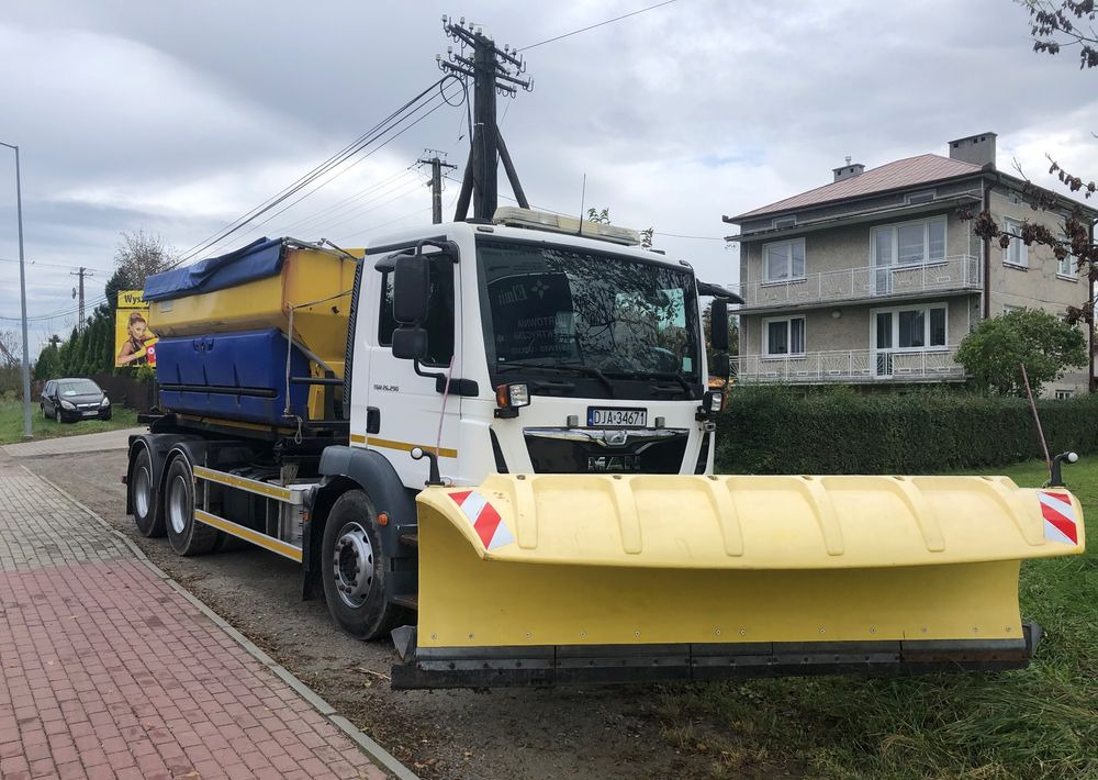 Lizing  MAN TGM 26.290 piaskarka solarka schmidt 6x4 euro6 MAN TGM 26.290 piaskarka solarka schmidt 6x4 euro6: slika 10 Lizing  MAN TGM 26.290 piaskarka solarka schmidt 6x4 euro6 MAN TGM 26.290 piaskarka solarka schmidt 6x4 euro6: slika 10