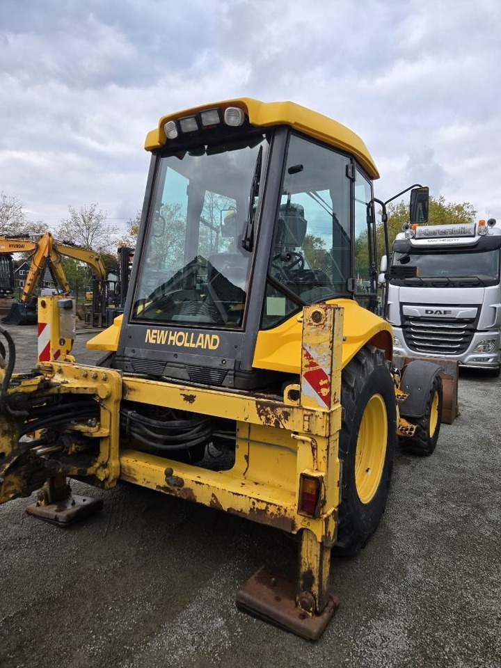 New Holland LB 95 B-4 PT  - Bager utovarivač: slika 4 New Holland LB 95 B-4 PT  - Bager utovarivač: slika 4