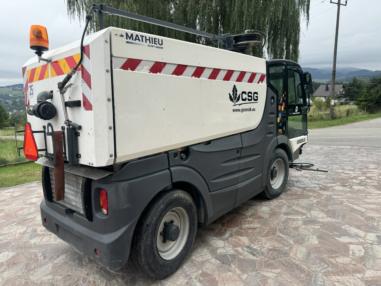 MATHIEU Grand Aquadyne 4000 water truck sprayer HP washer - Autočistilica: slika 2 MATHIEU Grand Aquadyne 4000 water truck sprayer HP washer - Autočistilica: slika 2