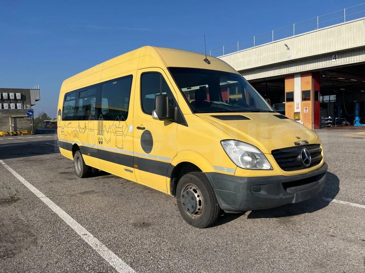 Mercedes-Benz Sprinter - Školski autobus: slika 1 Mercedes-Benz Sprinter - Školski autobus: slika 1