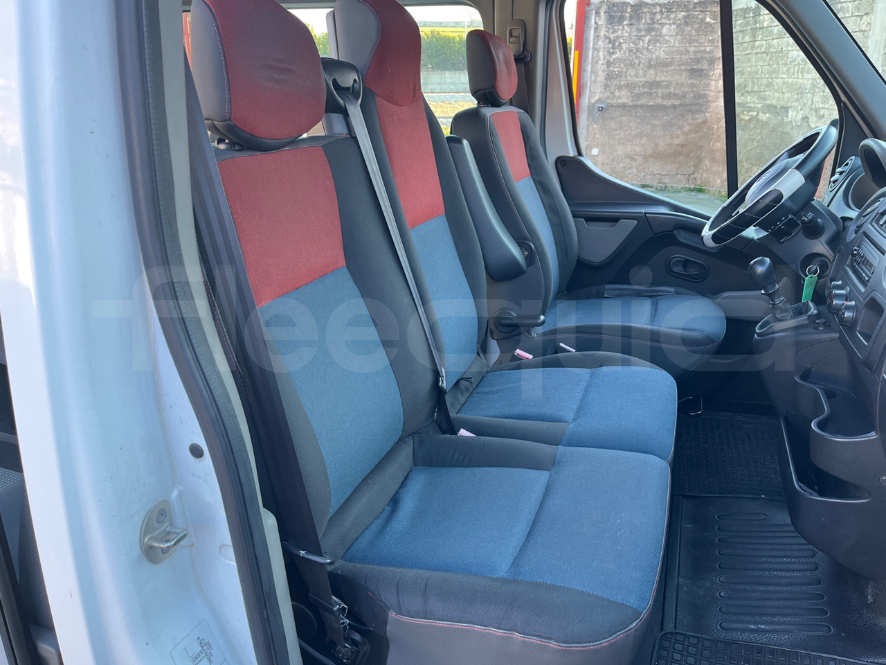 Minibus, Putnički kombi Renault Master: slika 18