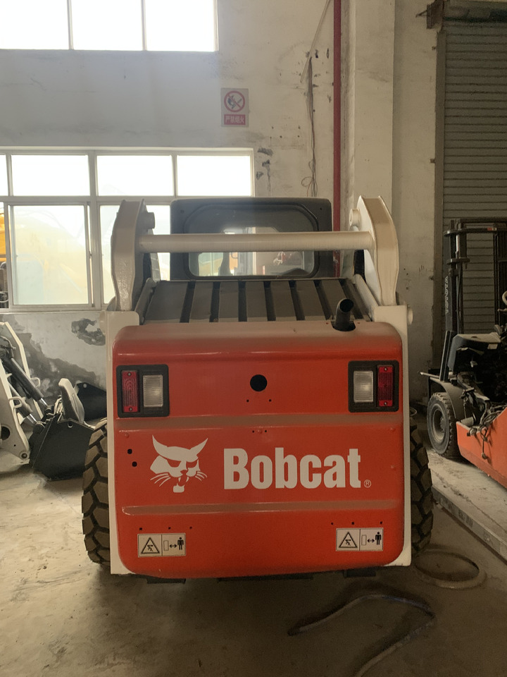 BOBCAT S185 - Mini utovarivač: slika 4 BOBCAT S185 - Mini utovarivač: slika 4