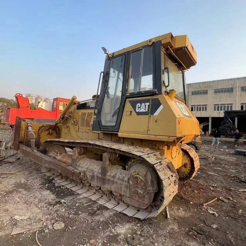 CAT D 6 G - Buldožer: slika 2 CAT D 6 G - Buldožer: slika 2