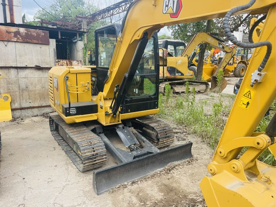 Caterpillar 305.5E2 CR - Mini bager: slika 1 Caterpillar 305.5E2 CR - Mini bager: slika 1