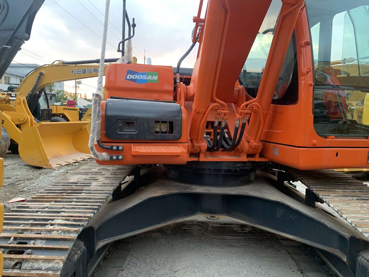 DOOSAN DX225LC - Bager točkaš: slika 4 DOOSAN DX225LC - Bager točkaš: slika 4