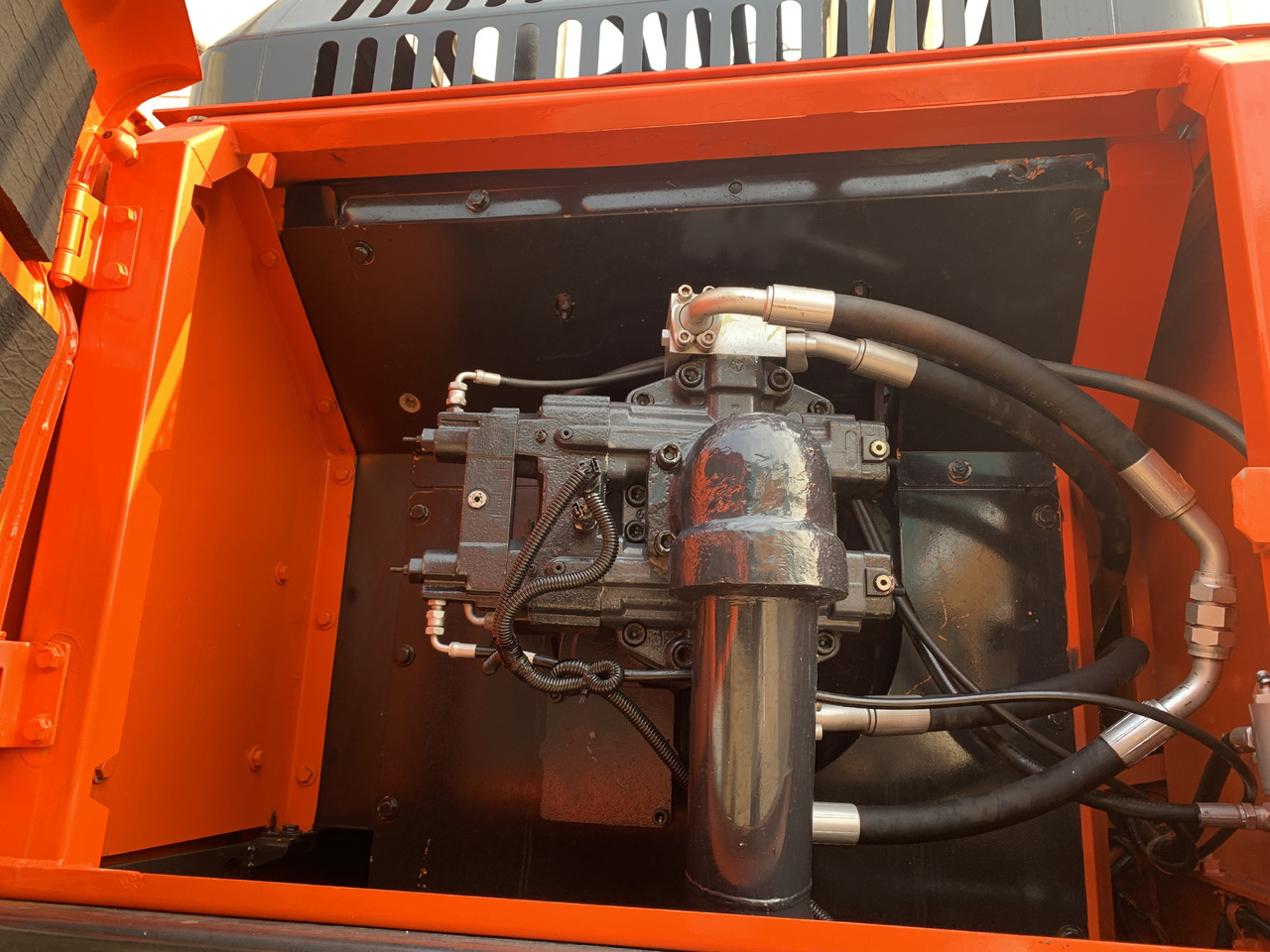 DOOSAN DX340LC - Bager točkaš: slika 4 DOOSAN DX340LC - Bager točkaš: slika 4