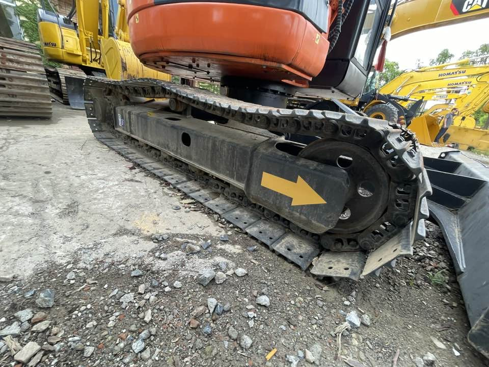 Hitachi ZAXIS 75 - Mini bager: slika 2 Hitachi ZAXIS 75 - Mini bager: slika 2