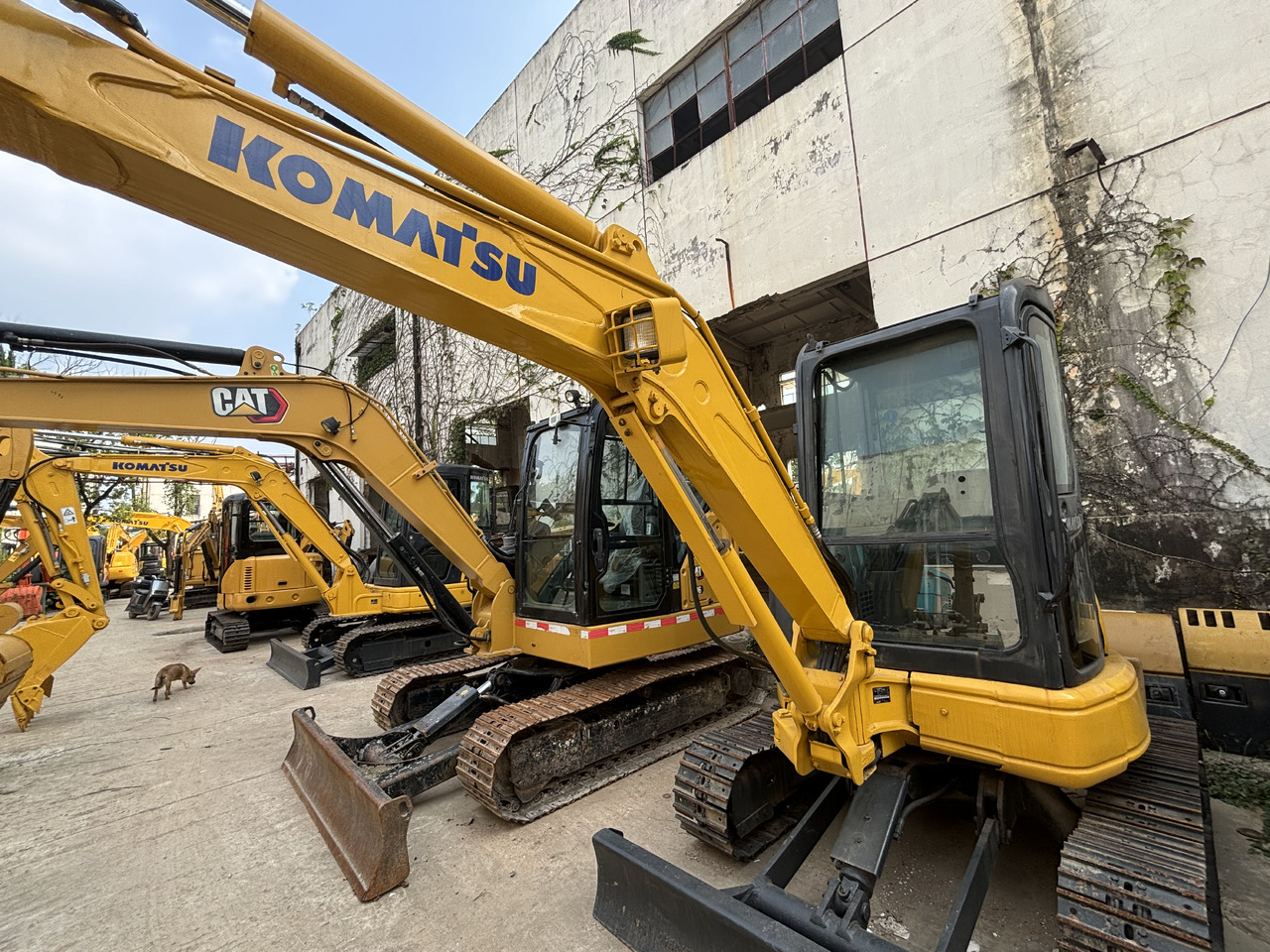 KOMATSU PC35MR - Mini bager: slika 3 KOMATSU PC35MR - Mini bager: slika 3