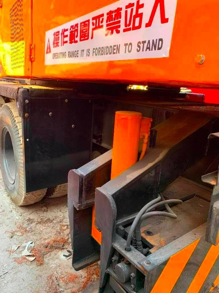 Autokran za sve terene Kato NK 250 E: slika 7