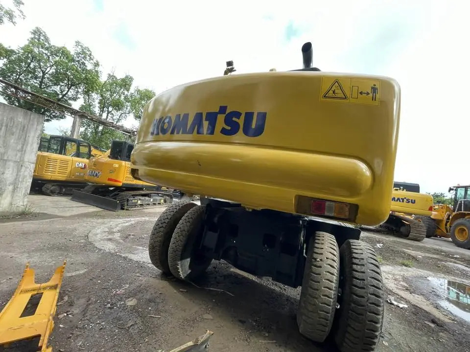Komatsu PW160-11 - Bager točkaš: slika 5 Komatsu PW160-11 - Bager točkaš: slika 5