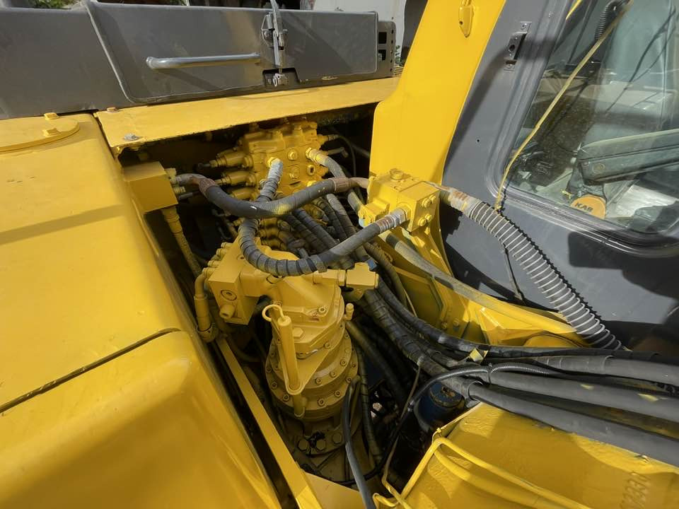 Komatsu PW160-8 - Bager točkaš: slika 4 Komatsu PW160-8 - Bager točkaš: slika 4