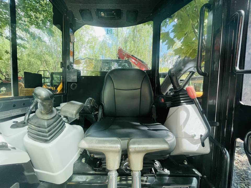 Yanmar ViO35 - Mini bager: slika 1 Yanmar ViO35 - Mini bager: slika 1
