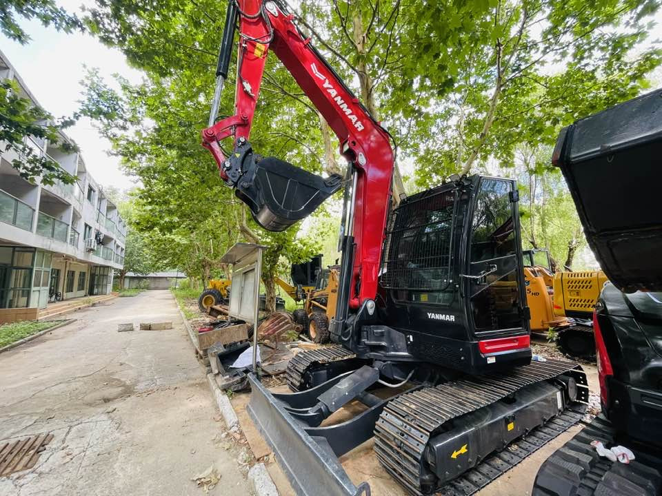 Mini bager Yanmar ViO80-1A: slika 6