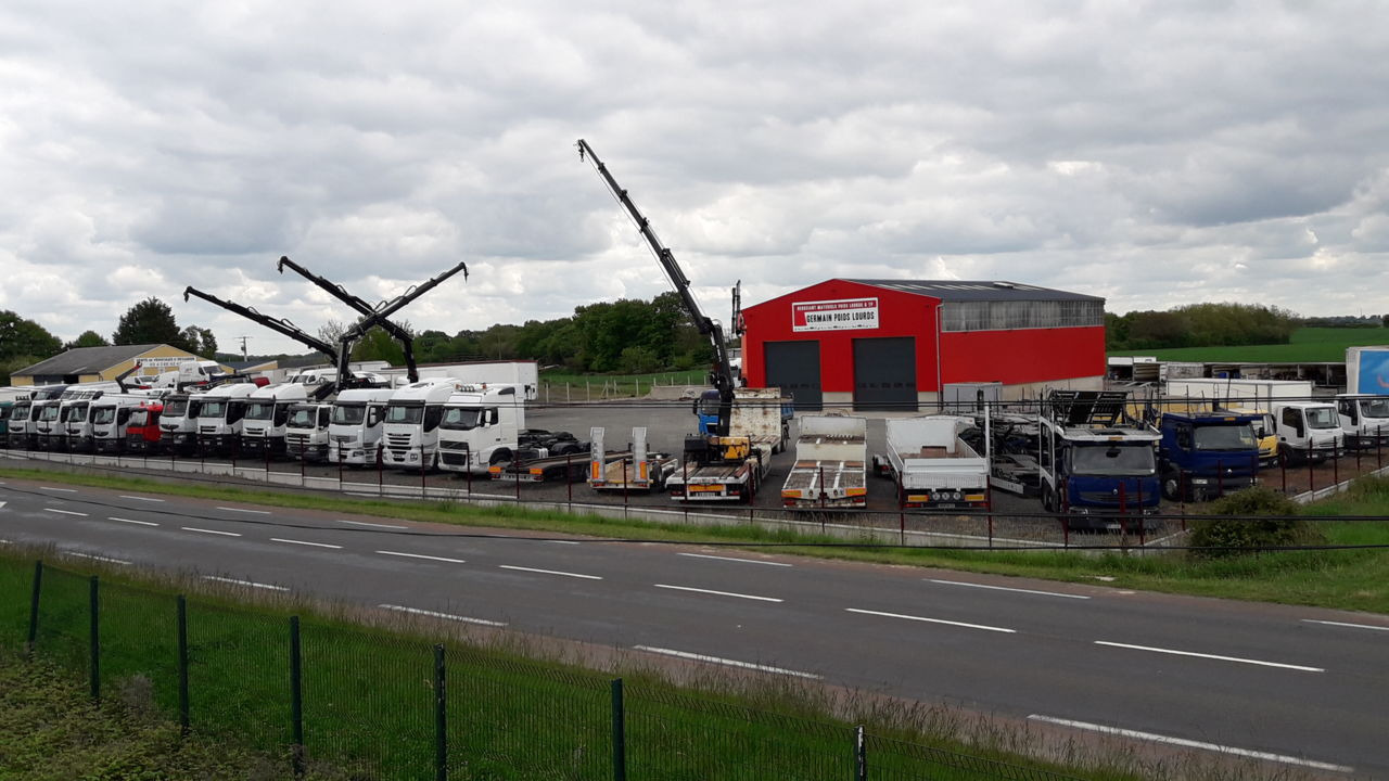 Kamion sa hidrauličnom kukom Renault D250 13 t 4x2 Ampliroll Truck: slika 10
