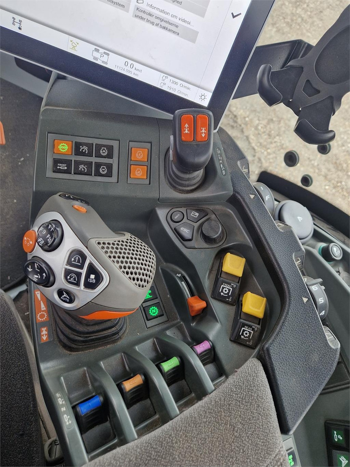 Claas AXION 960 TT - Traktor: slika 5 Claas AXION 960 TT - Traktor: slika 5