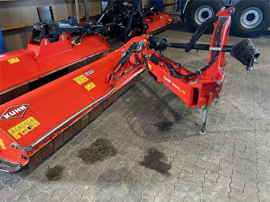 Kuhn TBES262 - Kosačica: slika 2 Kuhn TBES262 - Kosačica: slika 2