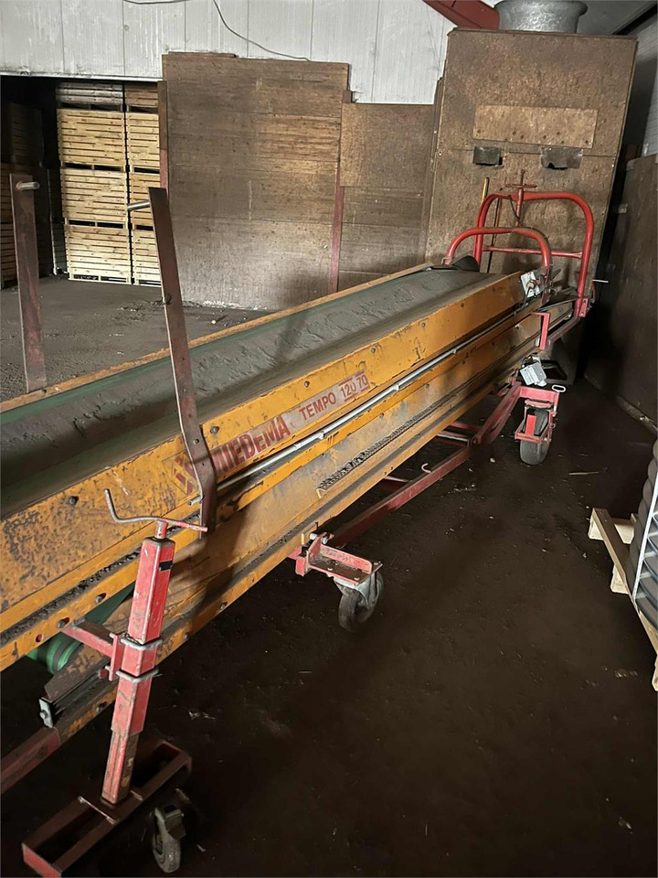 Miedema TAT12070 - Transporter: slika 1 Miedema TAT12070 - Transporter: slika 1