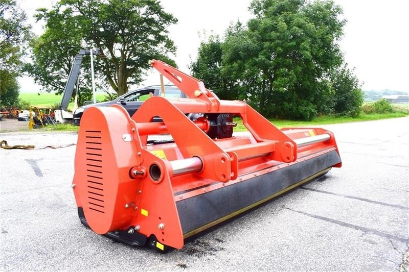 - - - Boxer AG 300 front og bagmonteret - Tarup: slika 2 - - - Boxer AG 300 front og bagmonteret - Tarup: slika 2