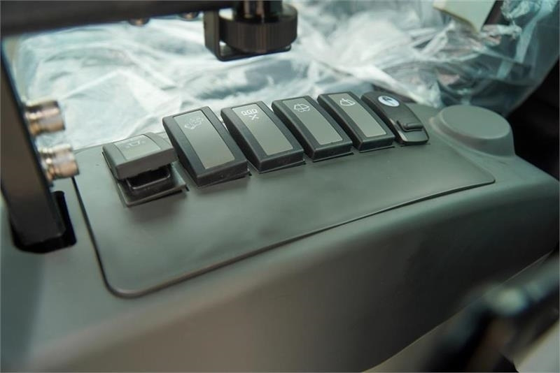 Mini bager Eurotrac HE26-SR: slika 13 Mini bager Eurotrac HE26-SR: slika 13