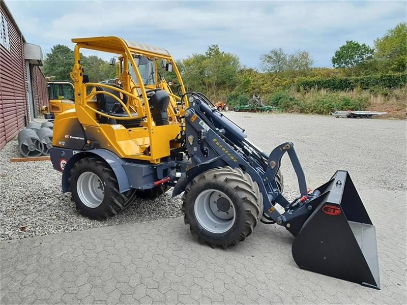 Zglobni utovarivač Eurotrac W12: slika 6