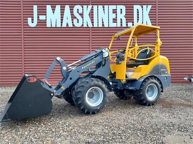 Eurotrac W12 Eurotrac W12s m. mellem arm - Zglobni utovarivač: slika 2 Eurotrac W12 Eurotrac W12s m. mellem arm - Zglobni utovarivač: slika 2