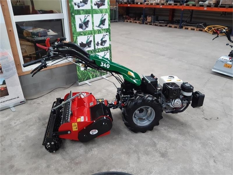 Ferrari 340 el-start - Komunalni traktor: slika 2 Ferrari 340 el-start - Komunalni traktor: slika 2