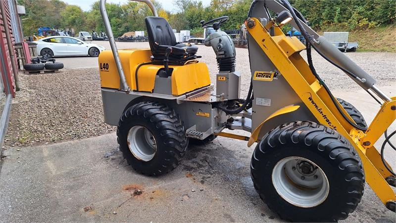 InTrac l40 - Zglobni utovarivač: slika 4 InTrac l40 - Zglobni utovarivač: slika 4