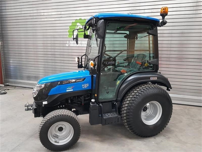 Solis 26 med kabine - Komunalni traktor: slika 1 Solis 26 med kabine - Komunalni traktor: slika 1