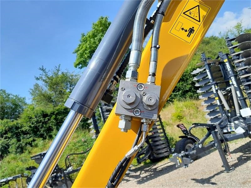Lizing XCMG XE20E  XCMG XE20E: slika 10