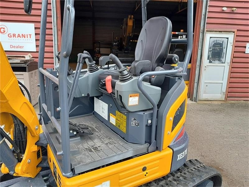 Lizing XCMG xe27e u/hus  XCMG xe27e u/hus: slika 13